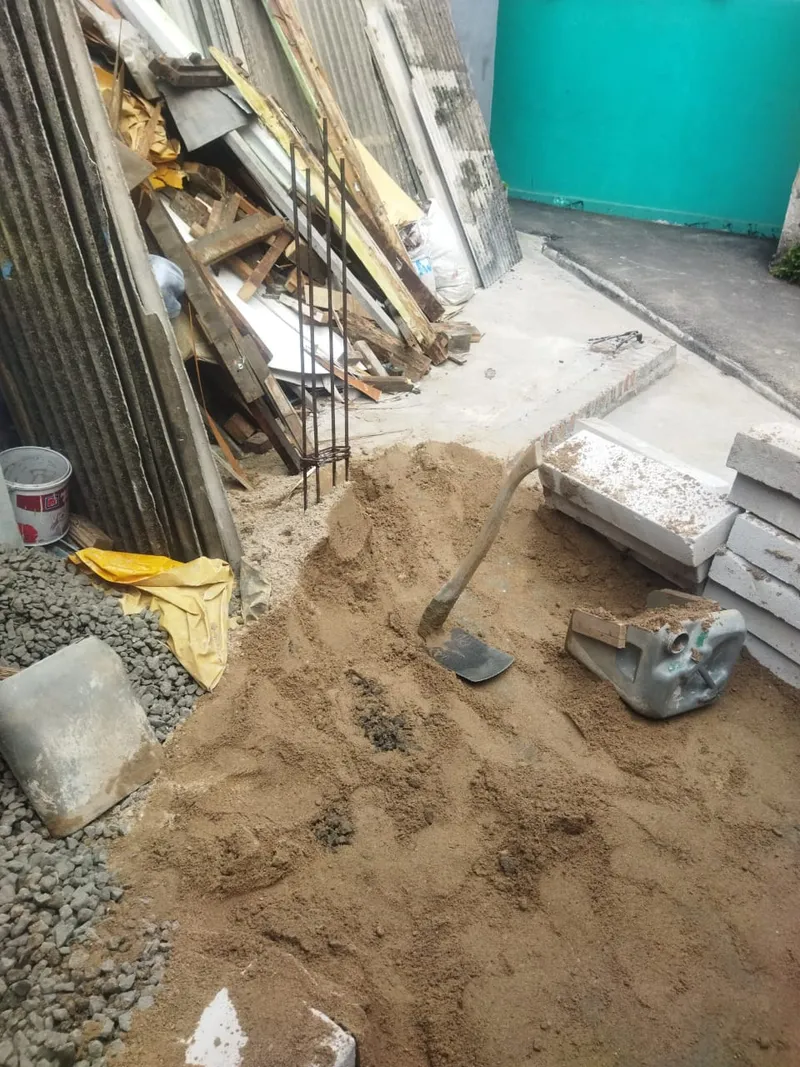 tumpukan pasir